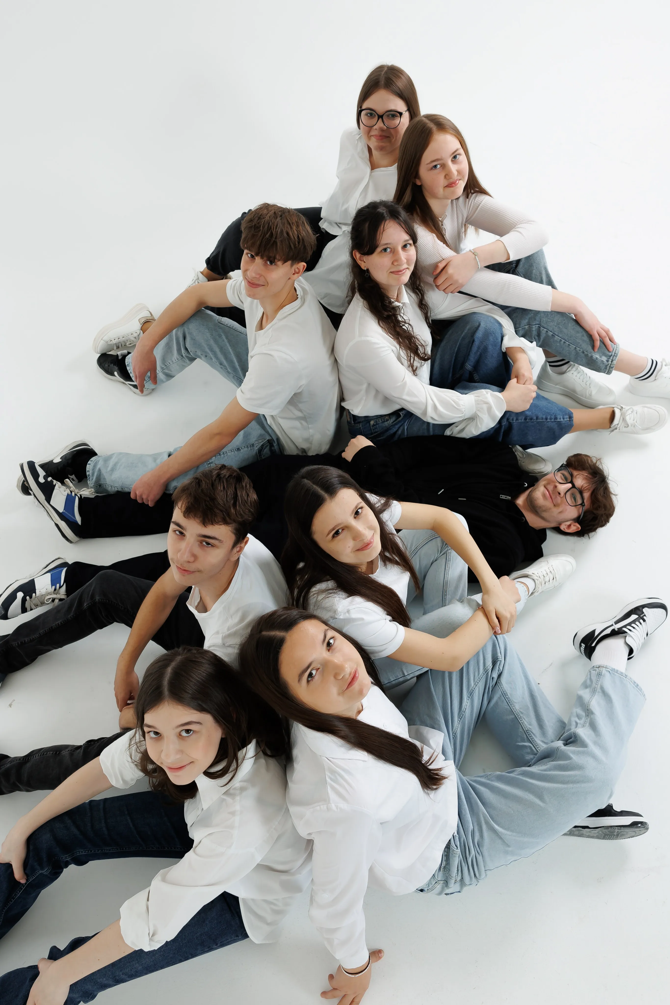 Grup de elevi în ședință Studio TRIKI (03)