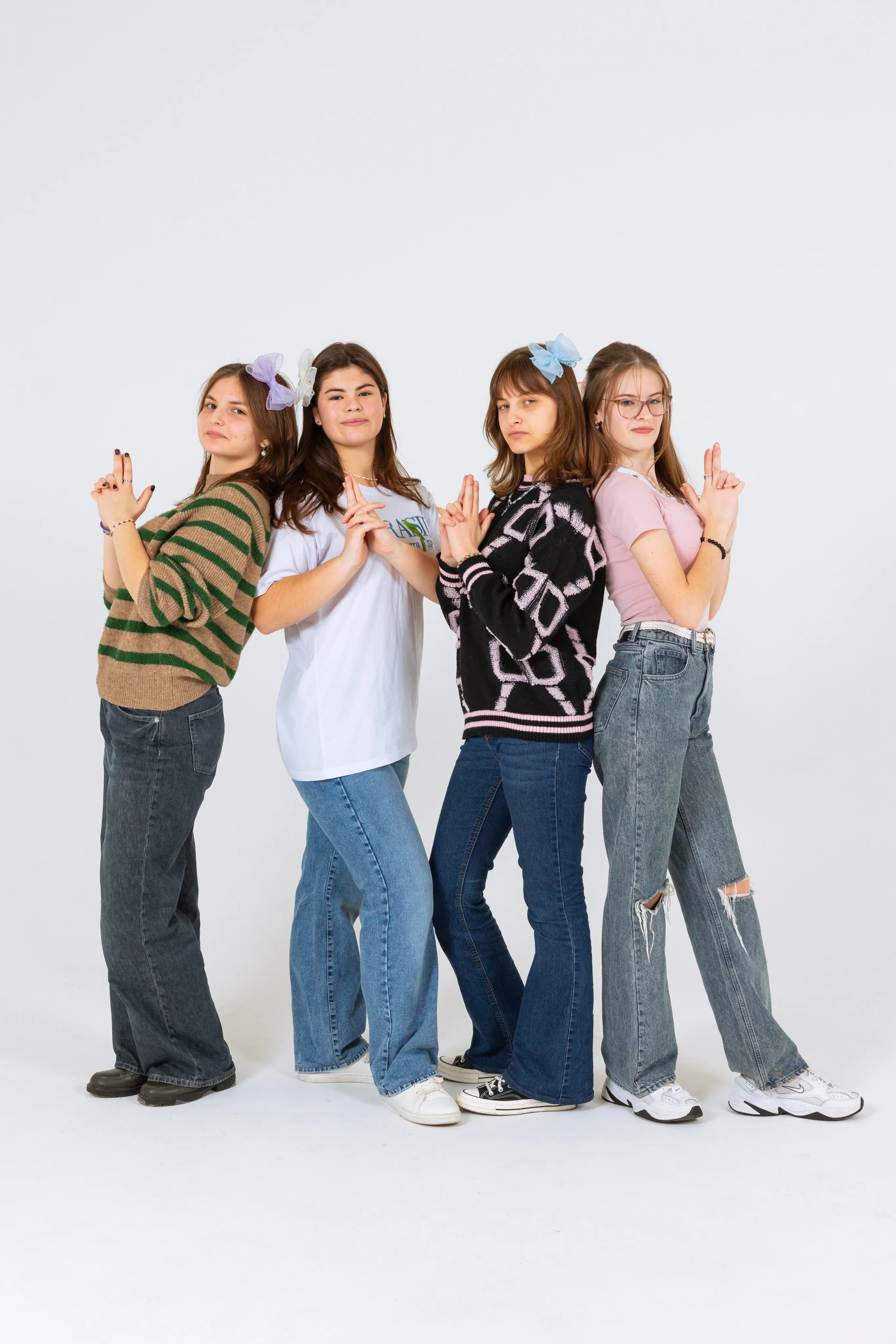 Grup de elevi în ședință Studio TRIKI (16)
