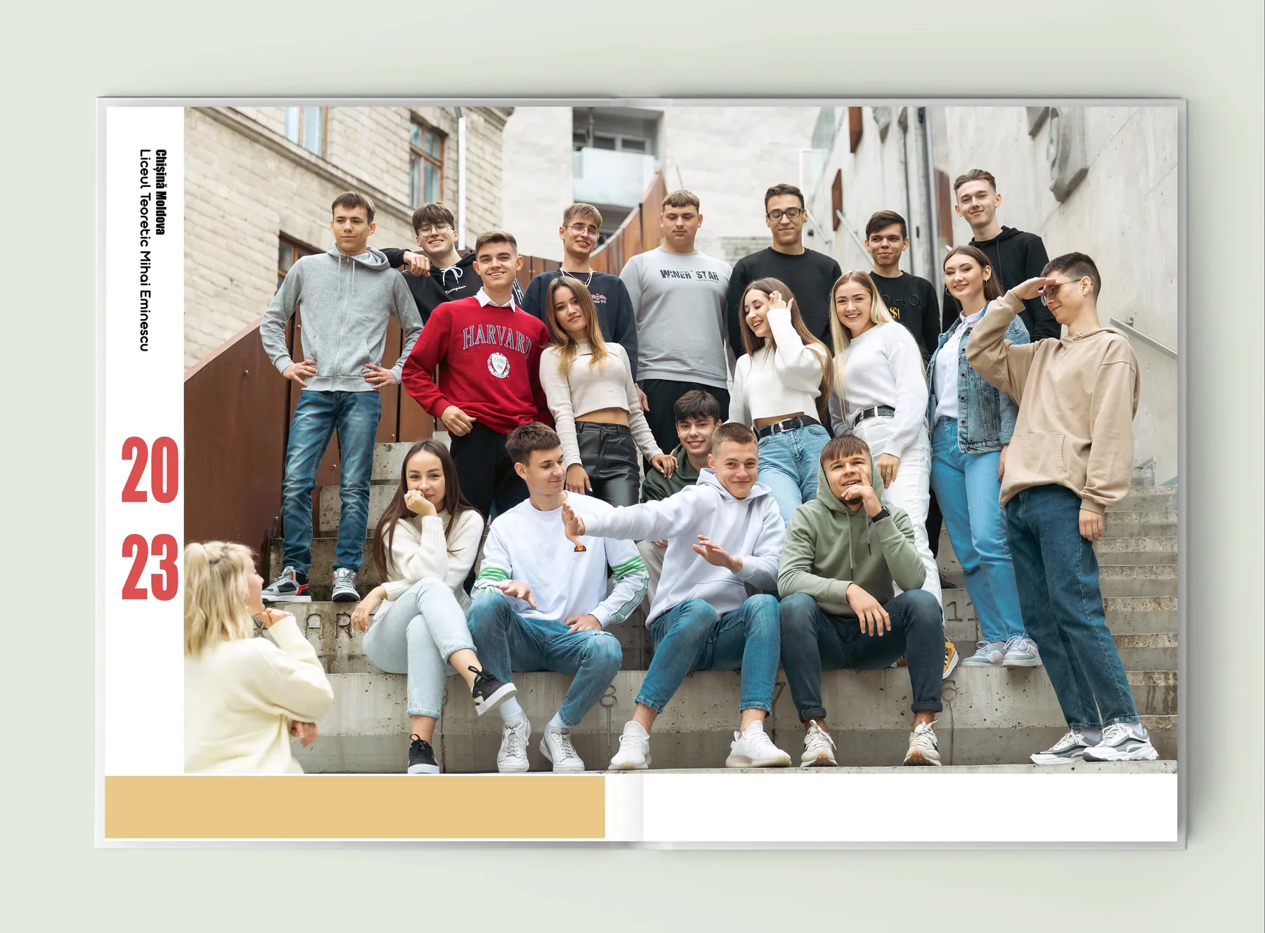 Album 02 — paginile 12–13