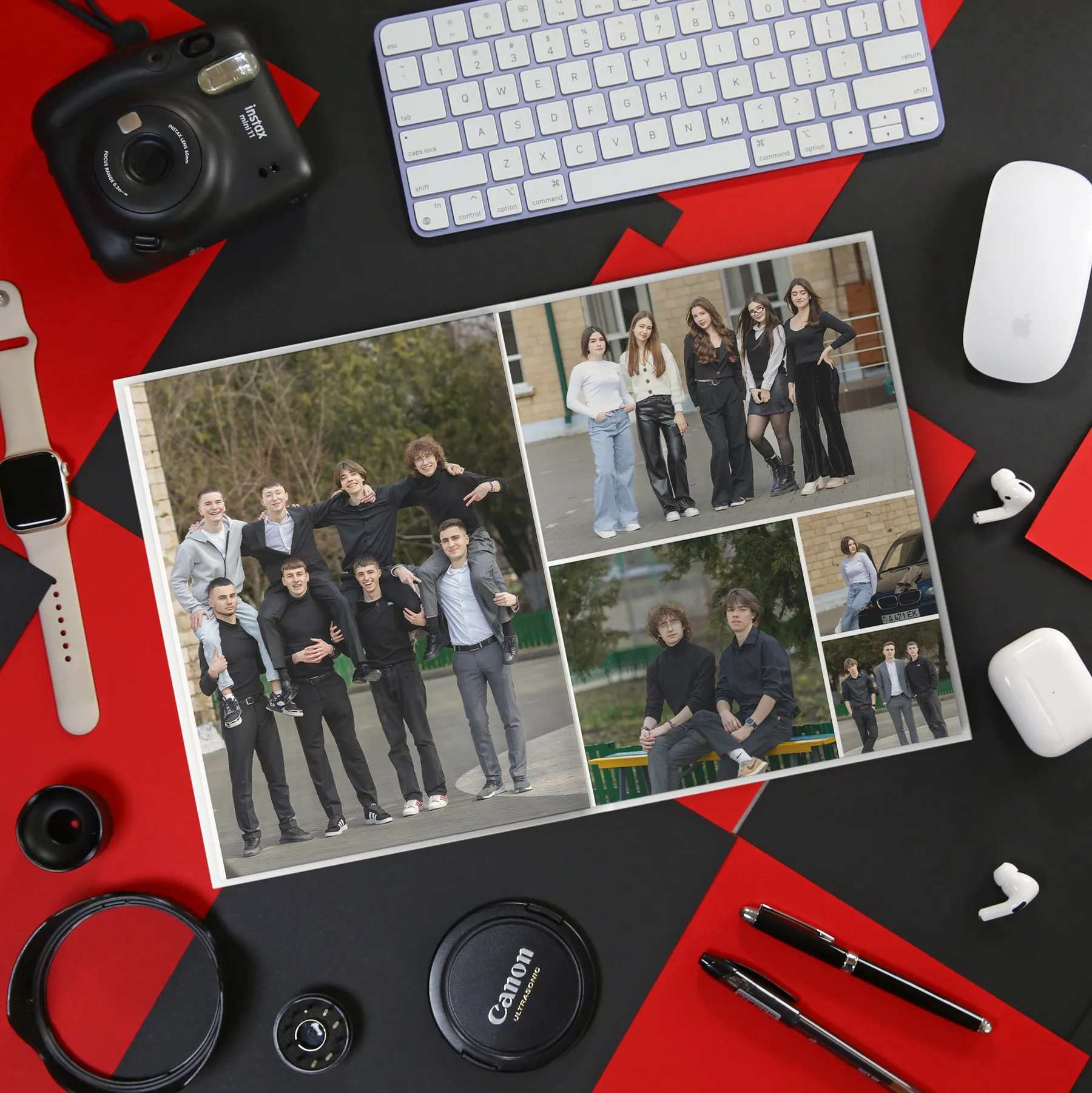 Album 10 — paginile 8–9