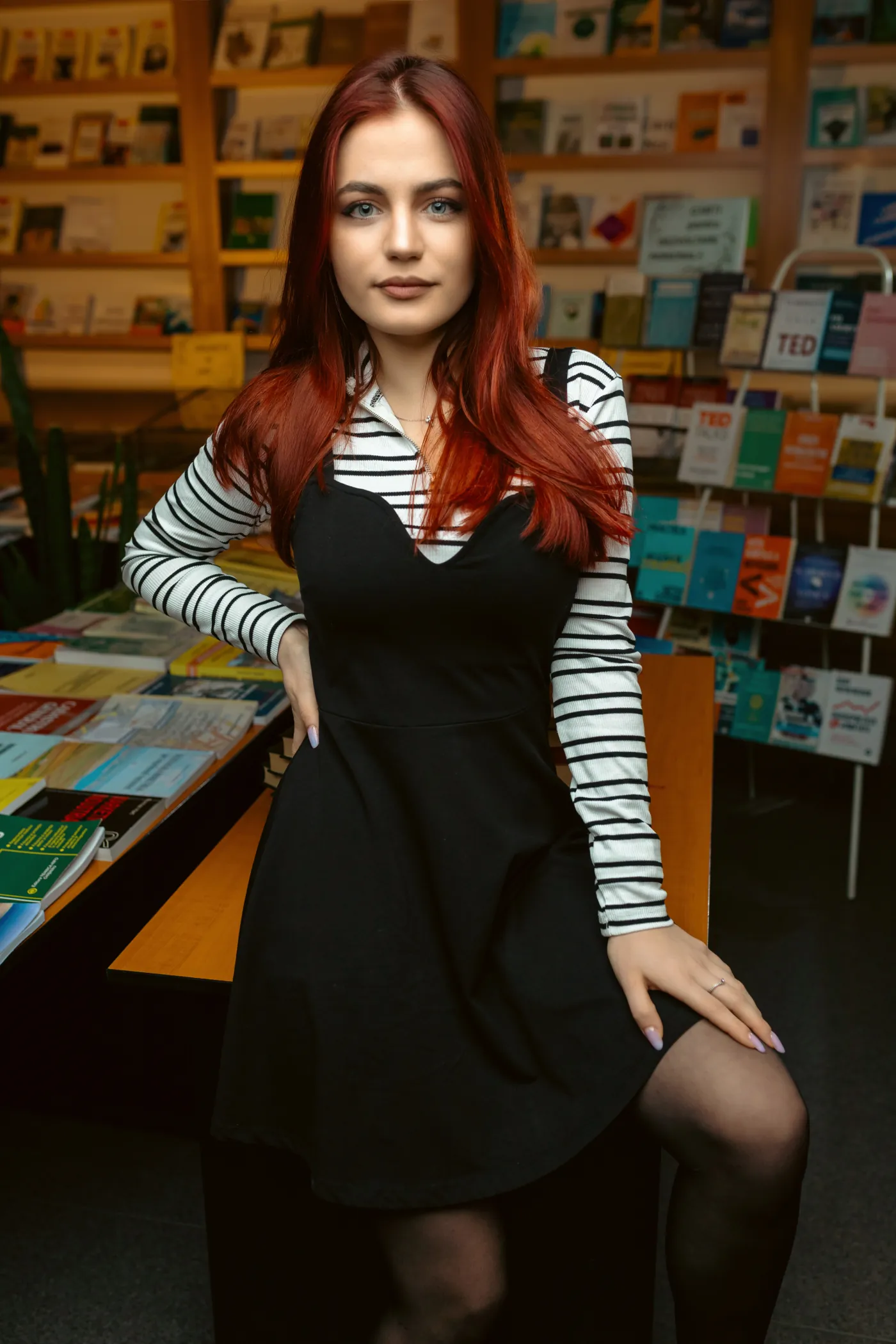 Portret de absolvent — ședință în parc 10